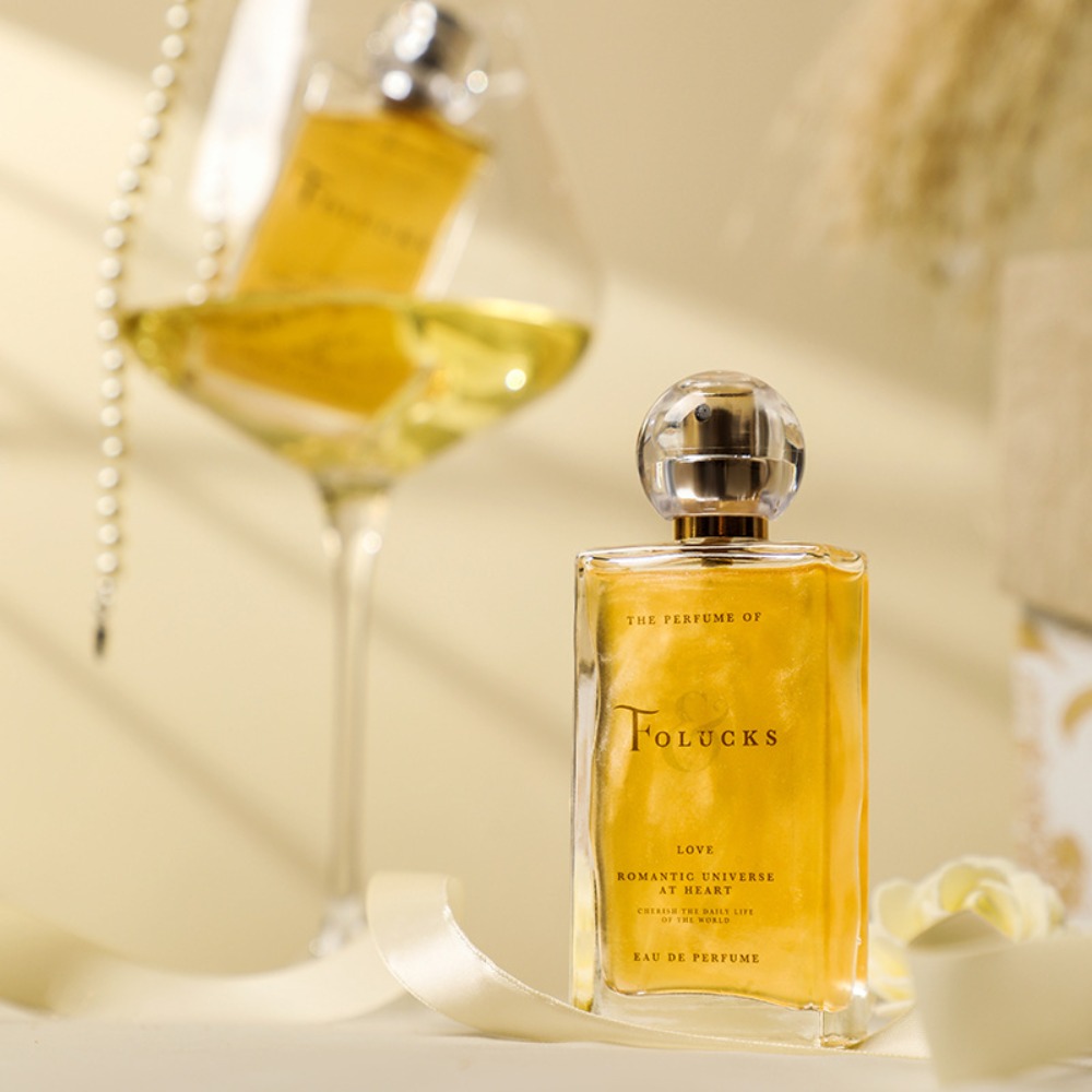 عطر زهري فاكهي طبيعي ومنعش من  - مراجعة The Collection Perfume Fragrance وسعره